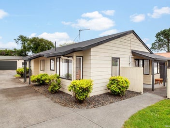 Family-Sized Potential on 961m² Section!