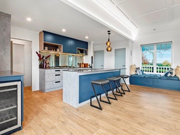 Home and Income in Patty Lane, Patumahoe