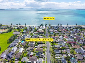 Single-Level Brick & Tile Home in Macleans Zone