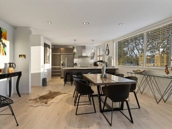 RARELY AVAILABLE, IMPOSSIBLE TO REPLACE!