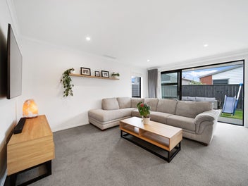 MUST BE SOLD BEFORE XMAS