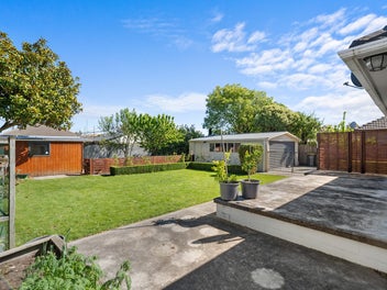 Relocating Owners Say Sell