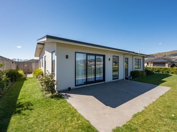 Low-Maintenance 3-Bedroom, 2-Bathroom Investment