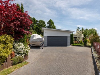 Escape, Entertain and Enjoy