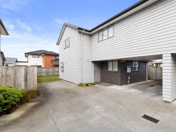 Image 1 of 20