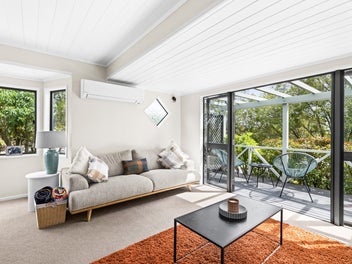 Stylish Sanctuary in Sought-After Havelock North