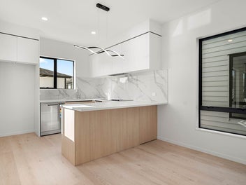 URGENT SALE - MAKE YOUR OFFER