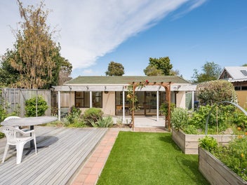 Multiple Dwellings - One Title - Central Mapua!