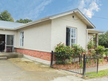 Your Country Escape with Character and Charm!