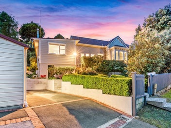 Elegant Villa with Dual Living