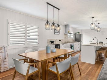 Walk Right In and Sit Right Down