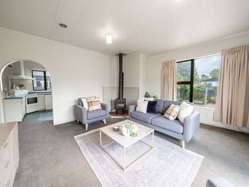 Warm and welcoming Windsor home!