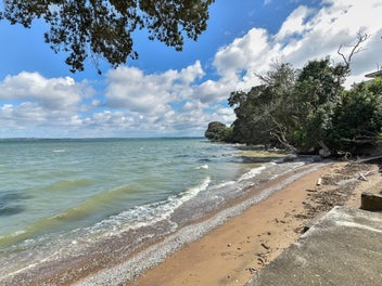 Sun. Tide. Tranquillity.