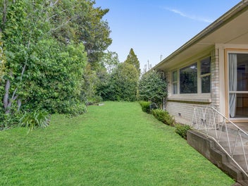 Dual Income In Top Hillcrest School Zones