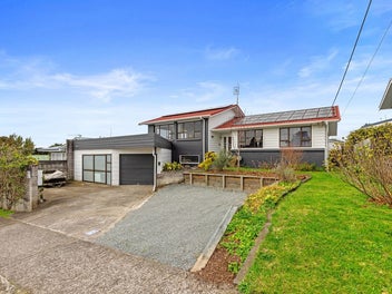 "Instructions are clear - this 1960's Beauty will