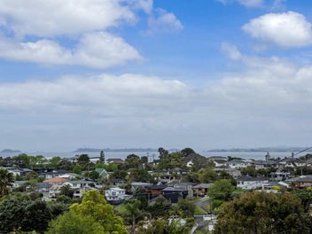 835sqm - Legal home and income - Rangi zone