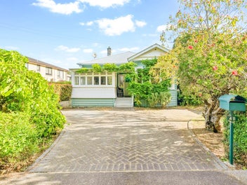 Character and Scale with Contemporary Ease