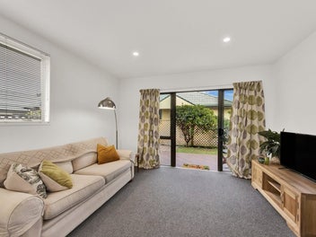 Affordable and Secure Downsize at the Beach