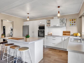 Timeless 1970s Design with Modern Comforts