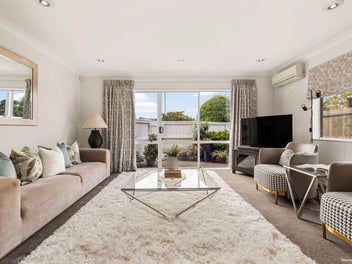 SOLID FAMILY GEM - DUAL MASTER ENSUITES