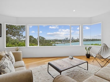 Grandstand waterfront living