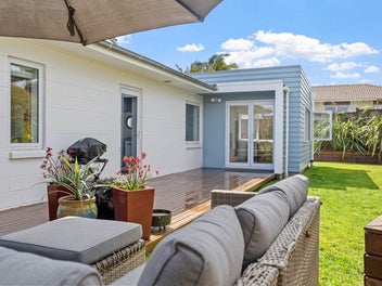 Modern Comfort & Easy Living