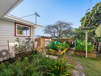 PRIVACY SUN AND OUTLOOK