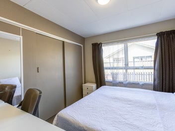 Gold-standard location - ground-floor ease