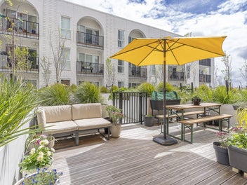 Final Weekend - Set date of sale 19 November