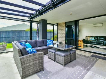 New year-vendors are packing already!