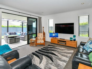 Empty nesters need to downsize