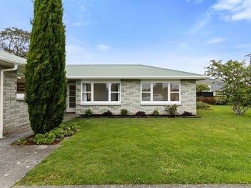 THE WAIKANAE FAMILY HOME