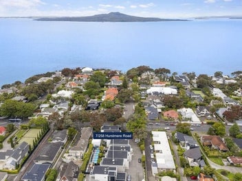 Takapuna's Answer To Easy Living