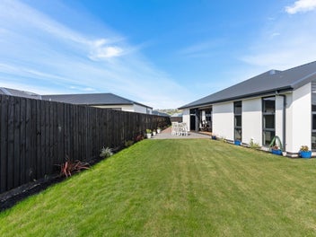 This Is A Must View - Owner Wants Sold