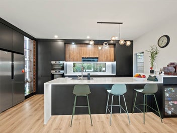 MOVING OUT – MUST SELL!