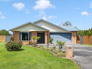 Room to Relax and Space to Live - BEO $995,000