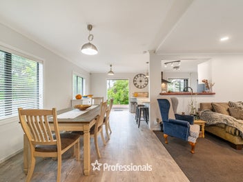 Family Home on Massive Section