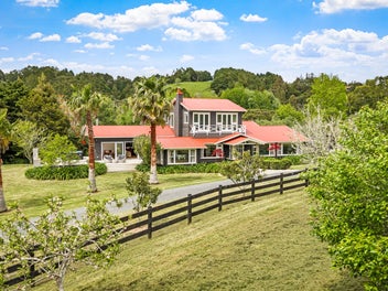 Massive Price Reduction - Vendor Says Sell!