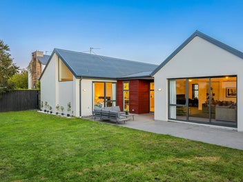 Sun-filled, spacious & superb for entertaining