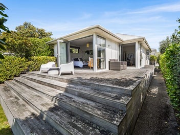 Final Week! Prime Esplanade