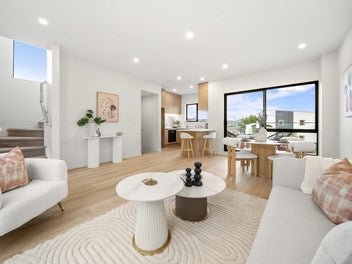 Freehold, Sunny, Stylish & Low-Maintenance