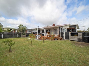 Host Christmas at Your New Hillcrest Home!