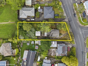 1,131m2 - IGNORE CV - Must Be Sold!