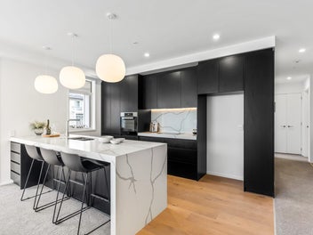 Kensington Park - Craftsmanship Meets Coastal Calm