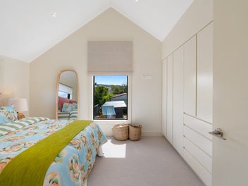 The professional you - work, play, escape