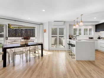 Lock It. Leave It. Love It. Takapuna Style.