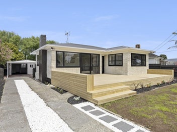 Not an Auction - Refurb'd 3 bed!