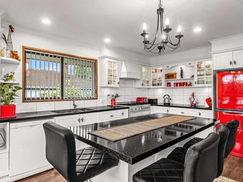 Style and Space with a Mountain Outlook