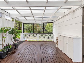 Spacious Family Living with Endless Possibilities