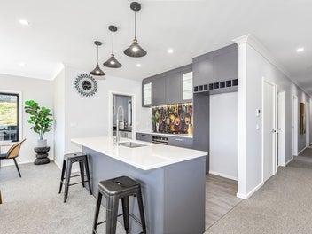 Move in before Christmas! BEO $1,265mil